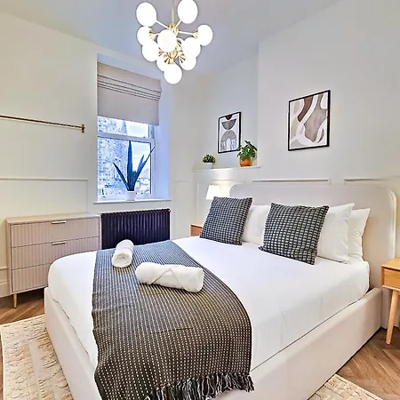 Luxury 2 Bed Townhouse Flat Διαμέρισμα *