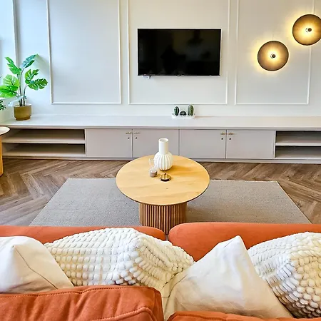 Luxury 2 Bed Townhouse Flat * Χαρογκέιτ