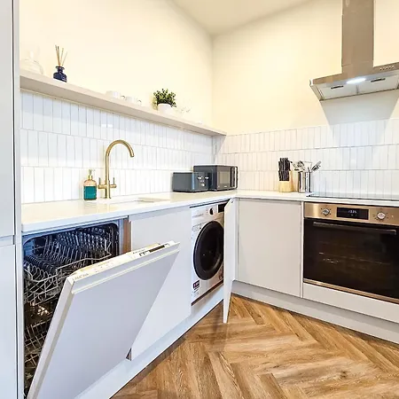 Luxury 2 Bed Townhouse Flat Διαμέρισμα *