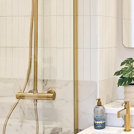 Appartement Luxury 2 Bed Townhouse Flat *