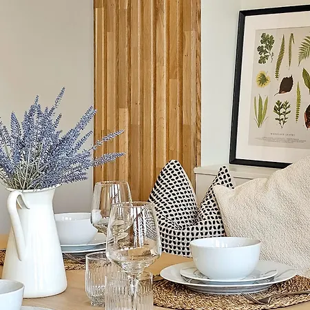 Luxury 2 Bed Townhouse Flat * Harrogate