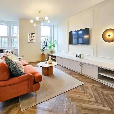 Appartement Luxury 2 Bed Townhouse Flat *