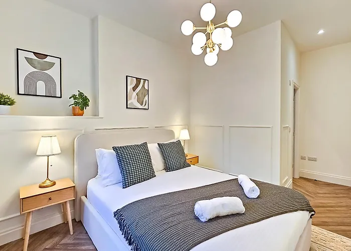 Apartament Luxury 2 Bed Townhouse Flat *