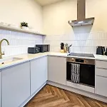 Apartment Luxury 2 Bed Townhouse Flat