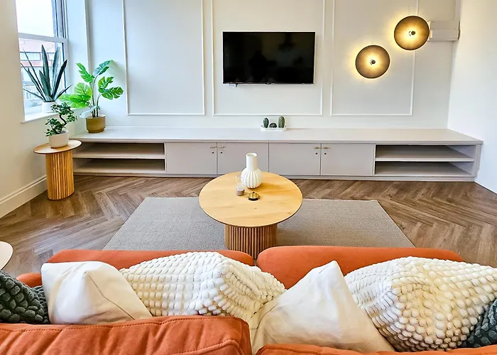 Luxury 2 Bed Townhouse Flat * Harrogate